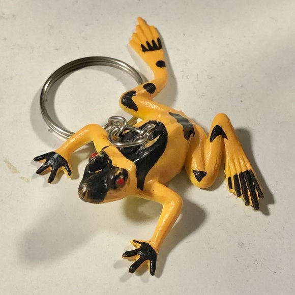 ❤️ Yellow Frog Toy Keychain - Picture 1 of 5